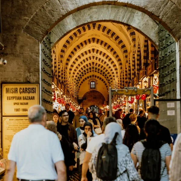 Private : Spice Market, Bosporus Boat Trip, Underground Cistern, Istanbul Archeology Museum & The Museum of Turkish - Islamic Arts 